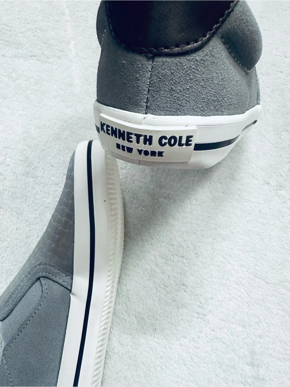 Kenneth Cole New York Boys Shoes Sneakers Size USA 1 (UK 13.5) Grey Excellent Co